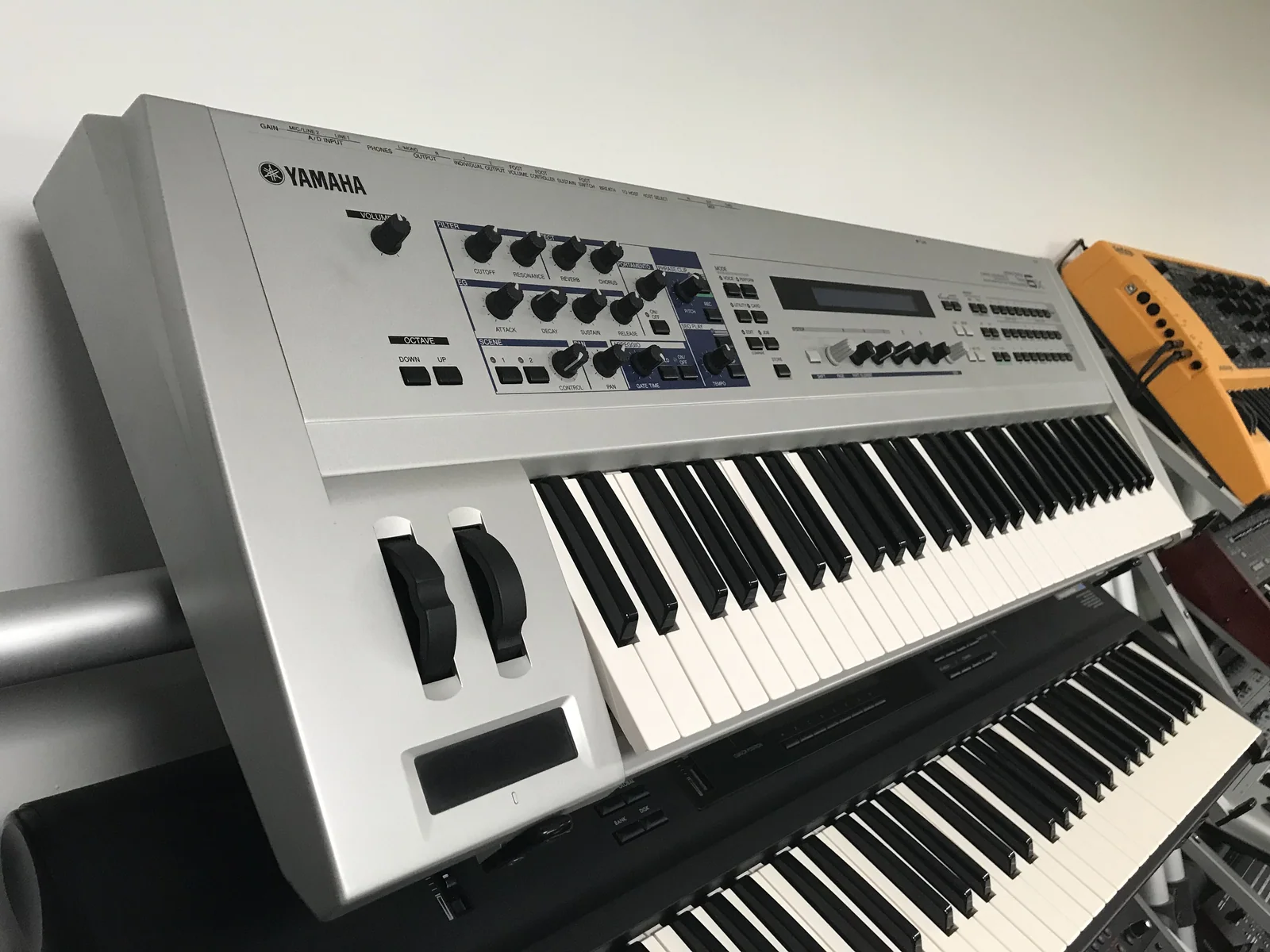Yamaha CS6W